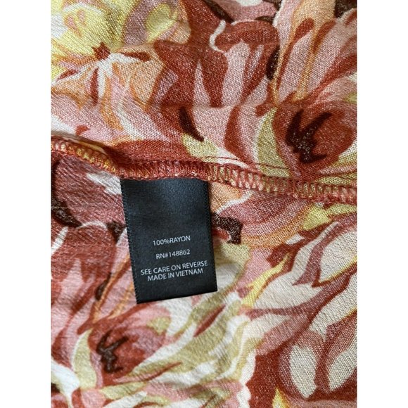 COPY - Torrid Blouse Plus Size 2X Multicolor Floral Short Flutter Sleeve Tie Ke… - Picture 5 of 8